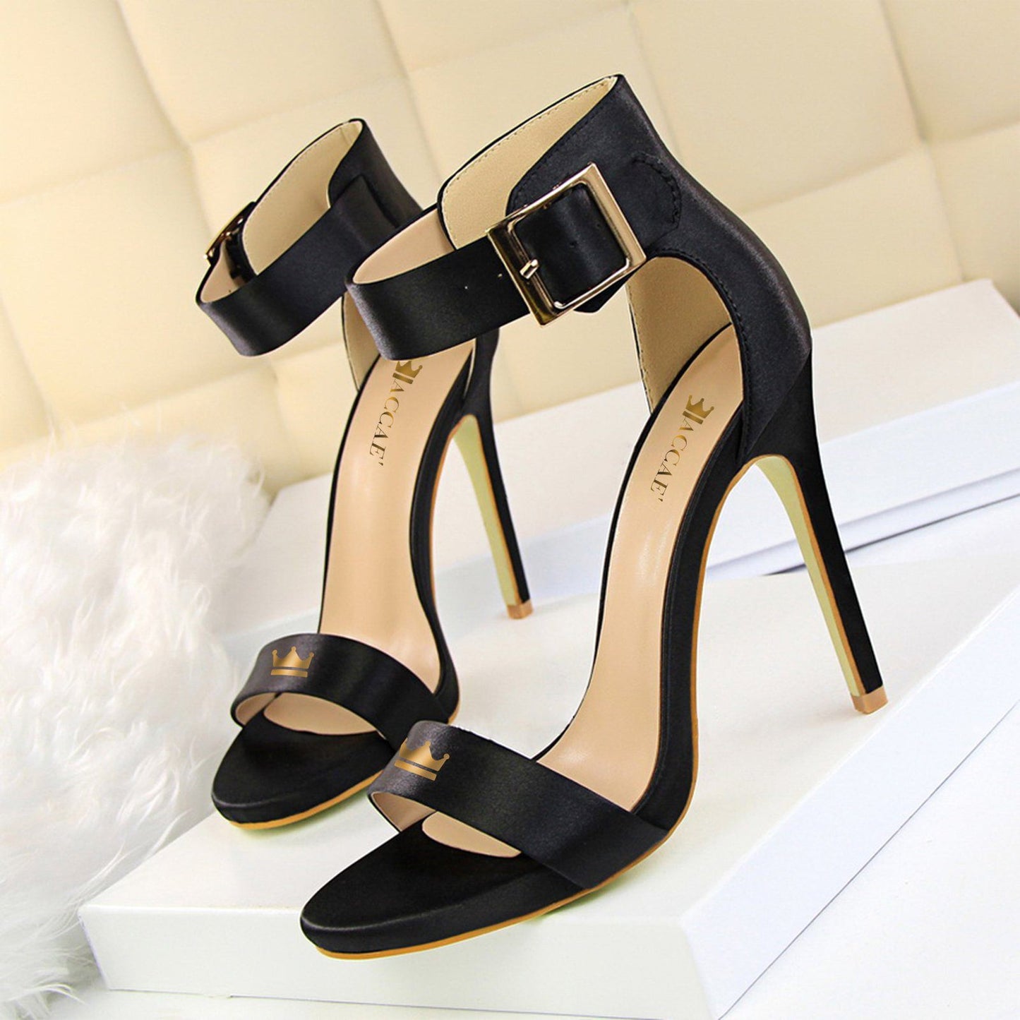Scarpe Decolletè "Queen"